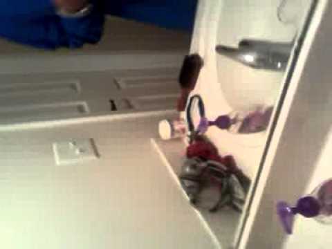 GUDDA GUDDA - HE LOVE MONEY