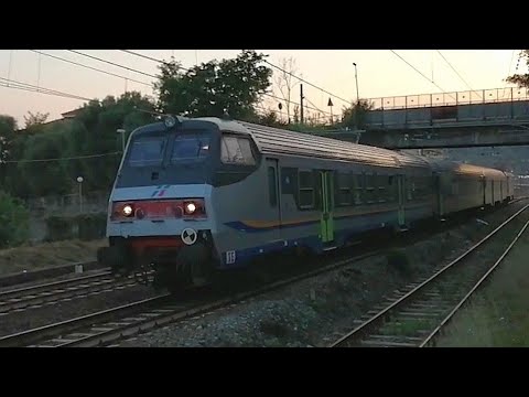 Regionale 5599 Sapri - Cosenza. Sapri 14-07-2023. E 464 071 in spinta. Pilota Mazinga in testa.