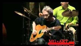 Zeitkratzer ensemble & Manuel Göttsching on guitar perform E2-E4