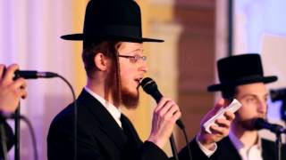אברהם מרדכי שוורץ עם מקהלת שירה - אירוע הוקרה לחסד