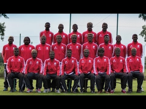 A Soccer Team Was Photographed In Blackface For A Surprising Reason - Newsy