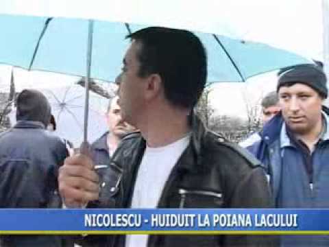 Nicolescu - huiduit la Poiana lacului