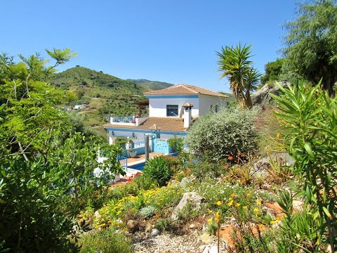 AX1077 - Casa La Piedra - Tour of inside the house