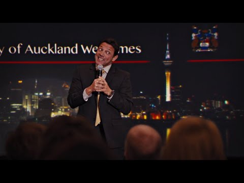 Final Scene (Sell Me This Pen) | The Wolf of Wall Street (2013)