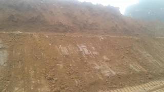 preview picture of video 'pond slope cutting from case backheo loader'