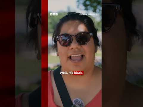 Americans react to Reflecting Pool's completed paint job #BBCNews