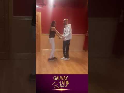 😁 Dominican BACHATA BASIC Steps - Episode 5.【GALWAY Latin Dance - Ireland】