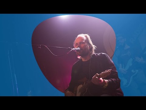 Admiral Freebee - Too much of everything (Radio 1 Sessie)