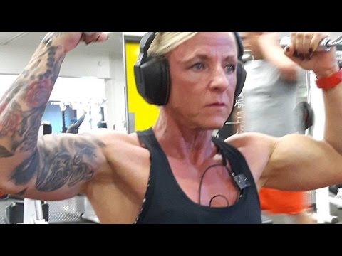 57 years young Lisa Ellen - Female muscle