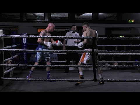 Ruadhan Farrell v Jamie Quinn | March 2022 | Europa Hotel