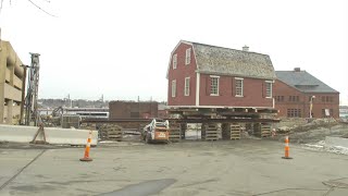 Moving the Nathan Hale Schoolhouse in New London (2009)