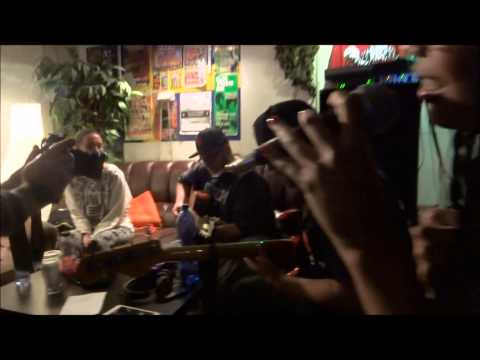 Etzia feat Serengeti Essa Cham Hot This Year @ P3 visits Studio Drum an' Blaze