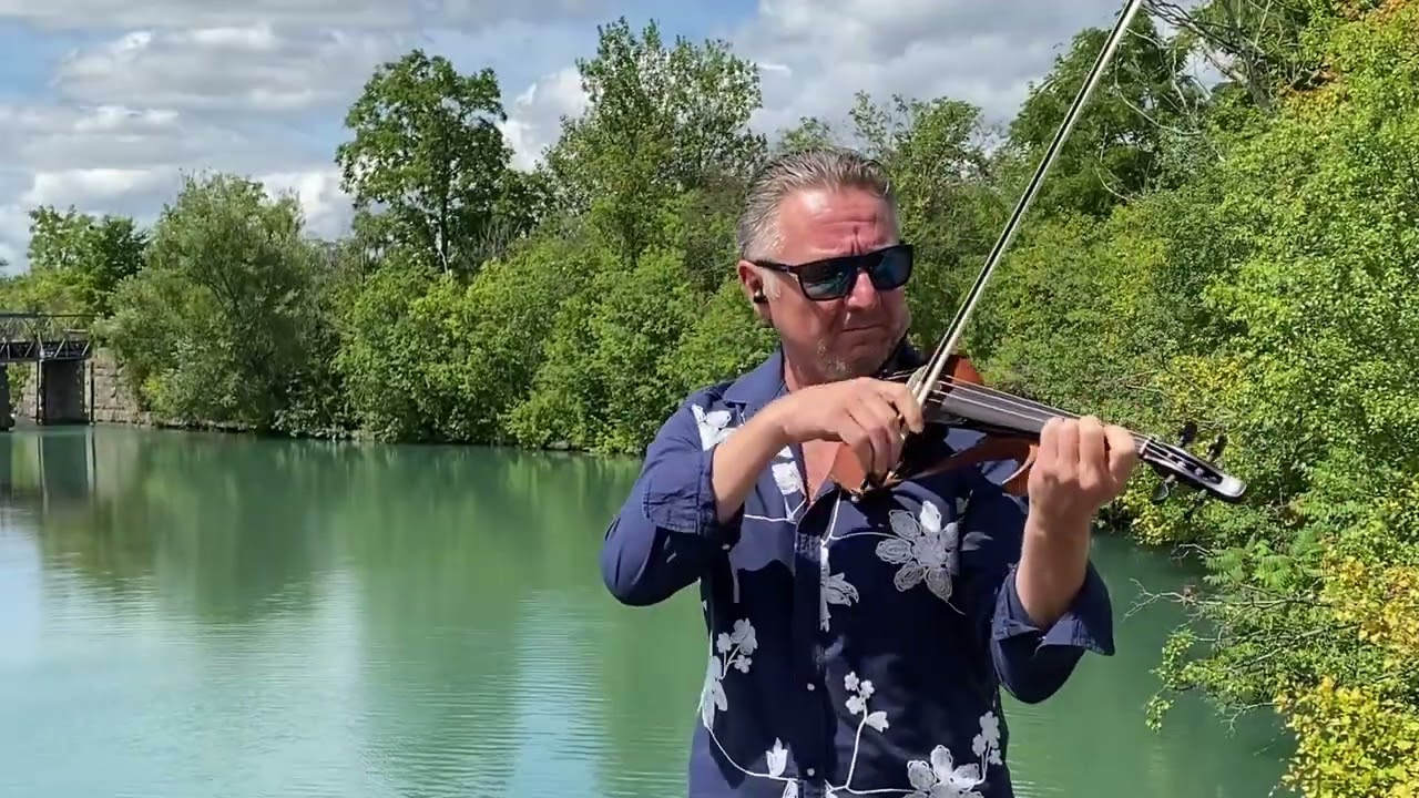 Promotional video thumbnail 3 for Rodion Boshoer