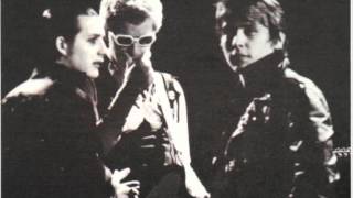 The Damned - Lookin For Action