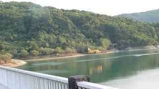 preview picture of video 'Canadair CL-415 lago del Salto, ponte Pacifico, Fiumata'