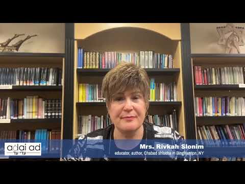 Newlyweds of Corona with Rivkah Slonim