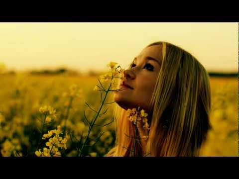 Chriss Ronson feat Adri - Don't Look Down (Raise Spirit Remix)