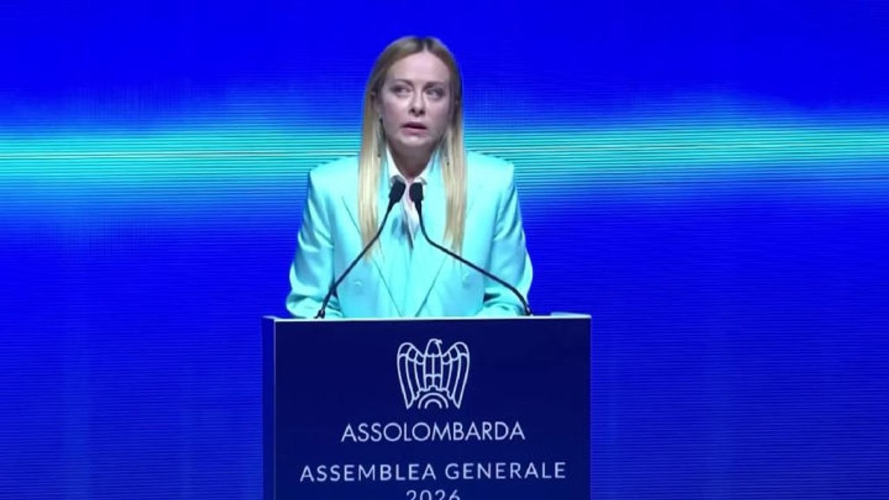 Meloni su IA: Imprese aperte all'innovazione, Stato fornisca cornice di regole
