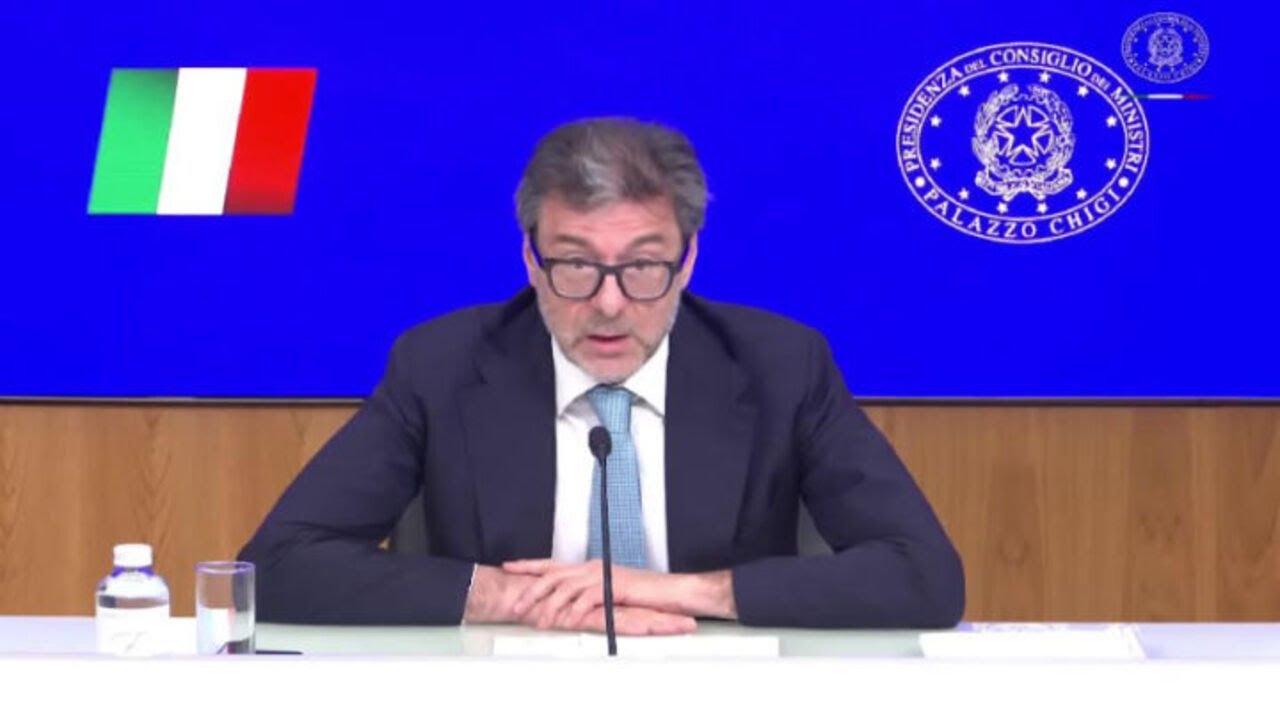 Approvato Def, Giorgetti su spese difesa: Anche shock energetico merita attenzione