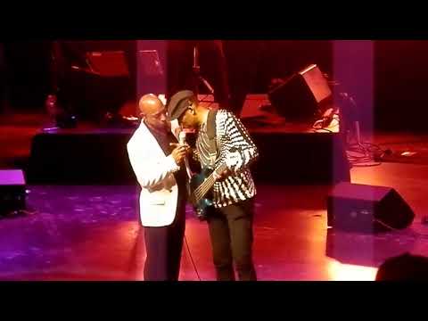 'The Charismatic' Jeffrey Osborne ft. Bassist Bill Sharpe - "Give It To Me Baby" Clip (LIVE)