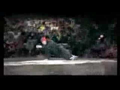 Ronnie Vs Born RedBullBCOne 2005