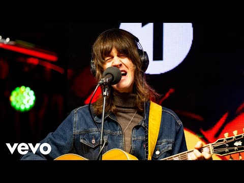 Blossoms - There's a Reason Why (I Never Returned Your Calls) in the Live Lounge