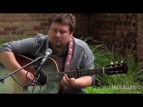 Folk Alley Sessions: Sean Watkins "Wave As We Run"