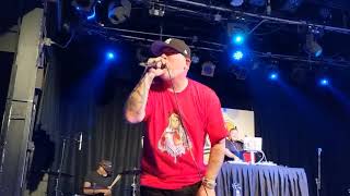 House of Pain - Sick Jacken - Still Gotta Lotta Love - On Point - Who&#39;s the Man