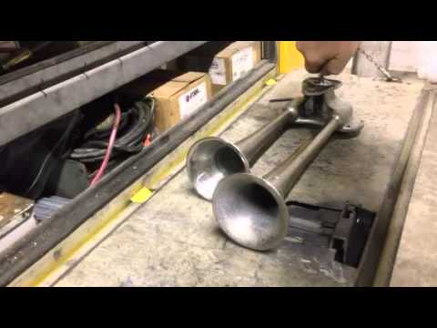 Hadley air horns
