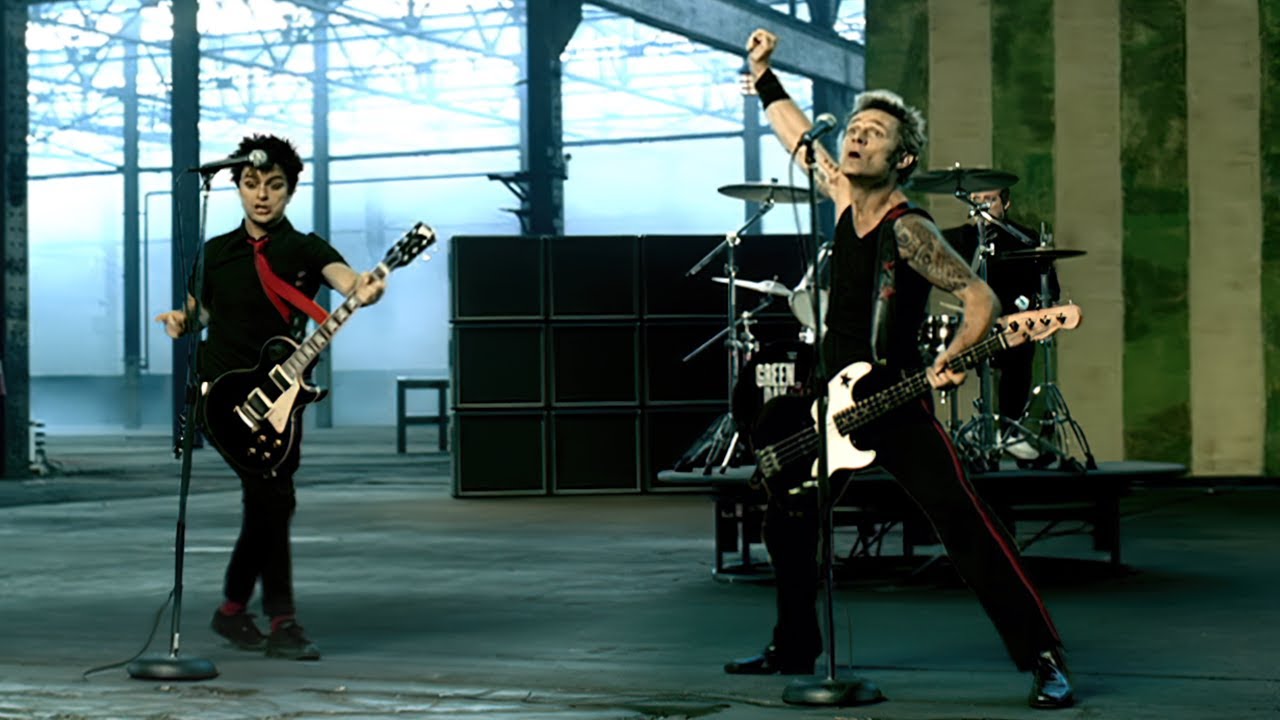 Green Day - American Idiot [Official Music Video] - YouTube