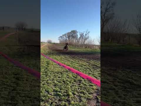 Rally Santafesino 2025, Pujato, Santa Fe. Medio asustado por el barro, varios caídos en esa parte