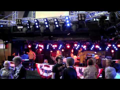 I go out walking (Patsy Cline) & Above and beyond (Buck Owens), Country Cruise 2011