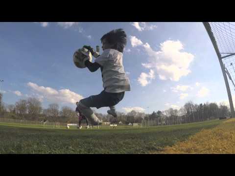 7Y GK Bobby - Training April 2015 - Amazing Saves