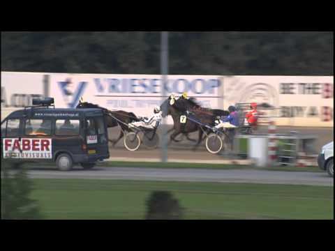 Victoria Park Wolvega 3-10-2015 KOERS 5 FAMOUS RICH - R.T. DE VLIEGER