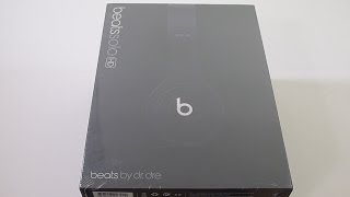 Video thumbnail for First Look: Matte BLACK Beats Solo HD by Hi-Fi Insider