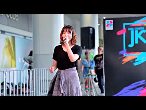 170520 'Carnival' - 'UR'(Taeyeon) @ MBK JK Street Cover Party 2017