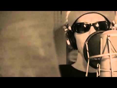 Liquit Walker & Peilerman - Schniblo Song (16bars.de Videopremiere)