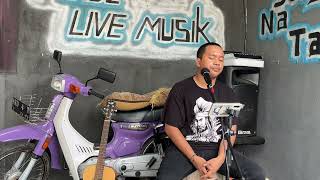 Download lagu Lompoko nai’ ana’ - Songkeng (cover live) mp3