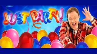 Justin Fletcher - Filming backstage for 'Just Party'