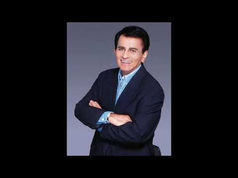 1210 Casey mispronouncing names (oops!) - an AT40 "Extra"