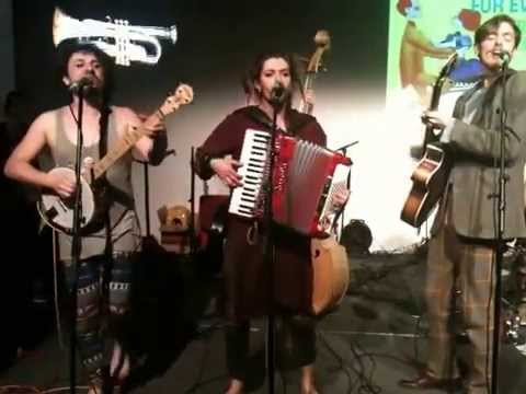 London Remixed Festival 2015 Ushti Baba