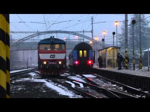 Zamračená neboli Bardotka, motorová lokomotiva 749.265 (FHD)