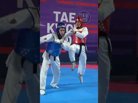 Spinning HOOK kick KO taekwondo