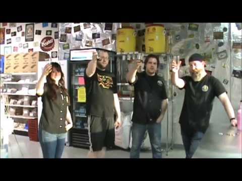 download lagu mp3 mp4 Lola Chocolate Beer, download lagu Lola Chocolate Beer gratis, unduh video klip Lola Chocolate Beer