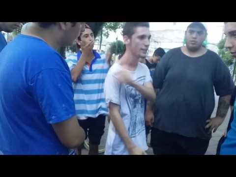 Sinap Cross vs dybuk sismo vs malebo y klerox . Semifinal Reyes de la Plaza .