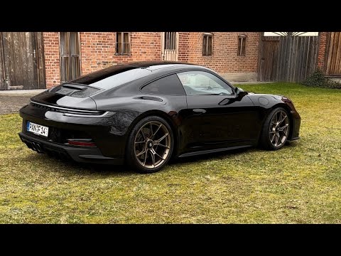 First drive in a brand new manual Porsche GT3 Touring 😍