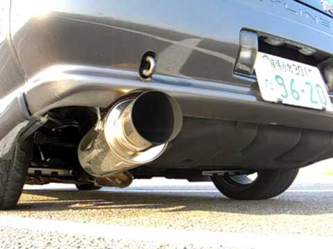 BNR32 Skyline GTR with HKS Silent HiPower muffler