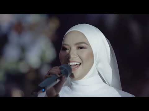 Aina Abdul live performance at wedding (Fariz & Johanna)