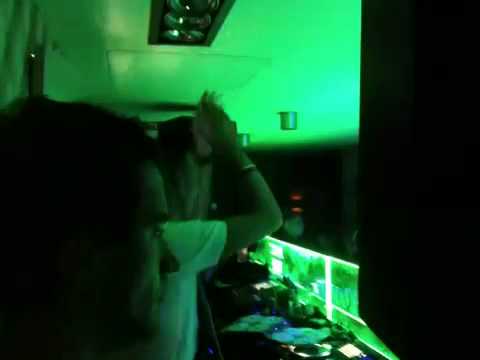 Joe2Shine live @ club Shamballa Zagreb 07.10.2011. II