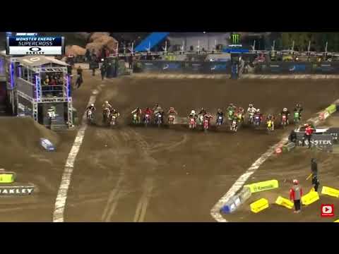 First turn crash Anaheim 2 250 Heat 1